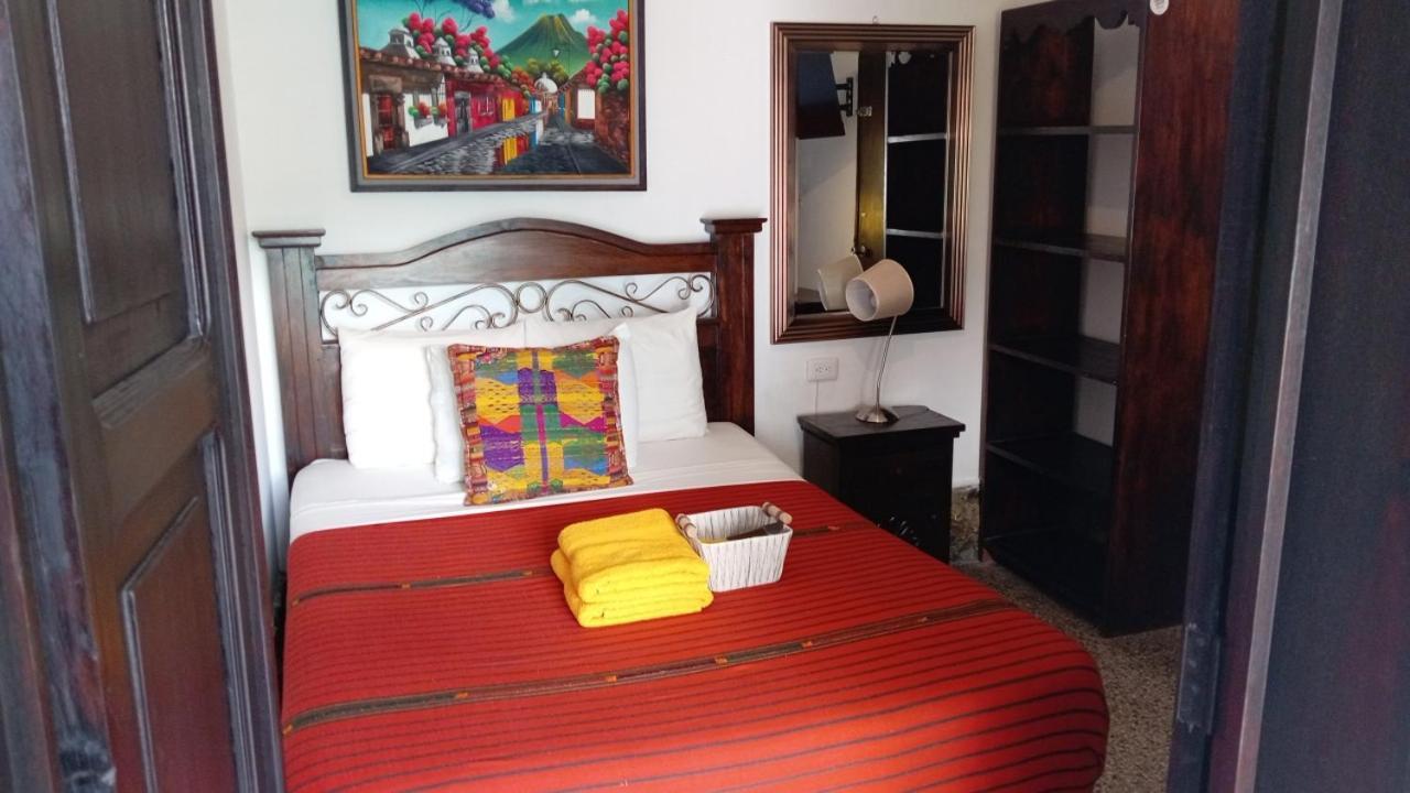 Casa Santiago Son Hotel Antigua Екстериор снимка